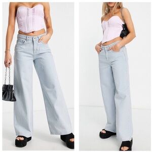 Free People The Ragged Priest Low-Rise
Baggy Jeans 32